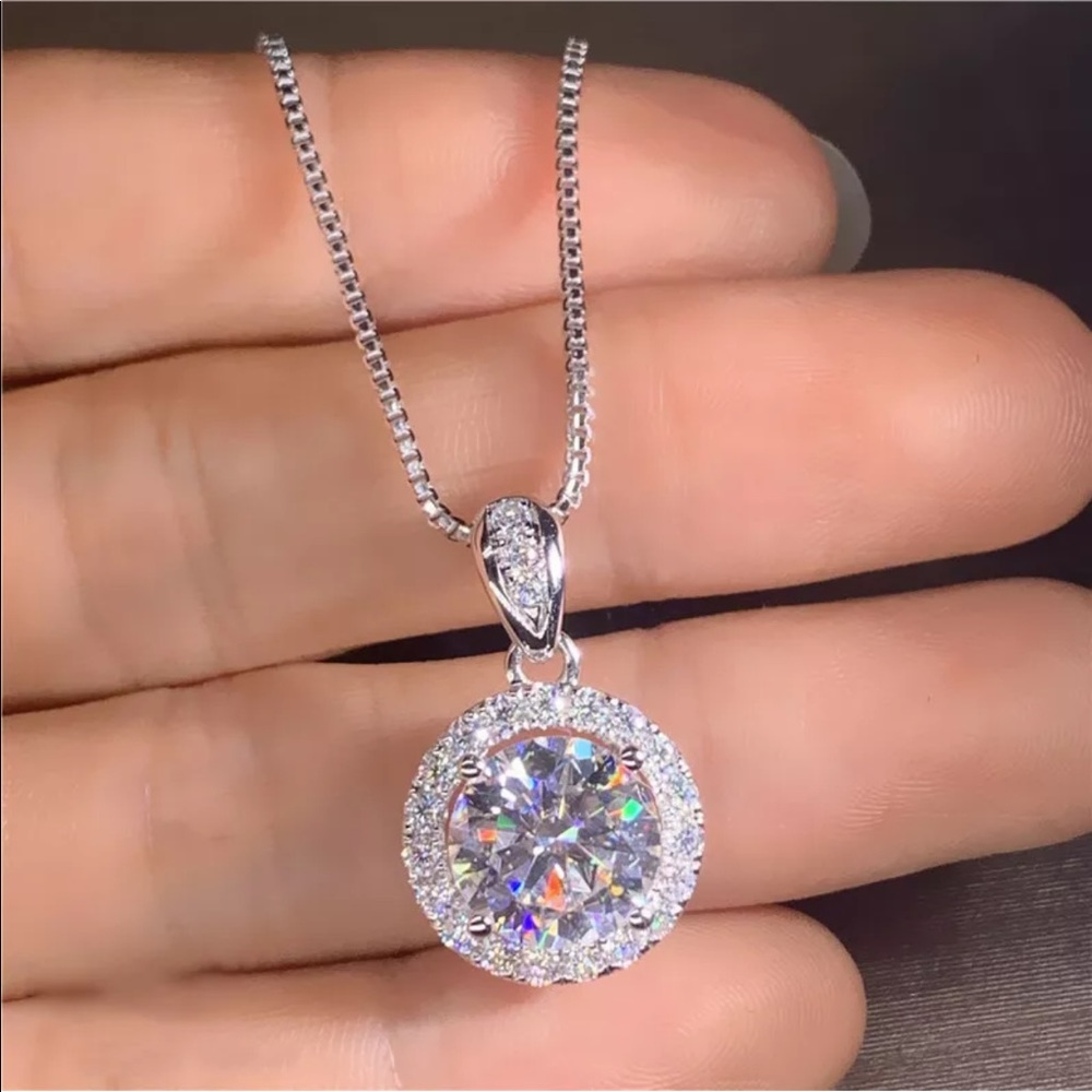 925 Sterling Silver Big Round Diamond Cubic Zirconia Pendant Necklace
